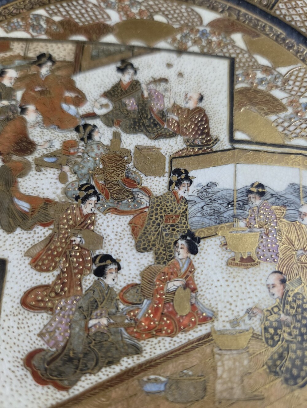 Antique Japanese Satsuma Kutani Ware Decorative Plate Geisha Gilt Hand Painted - Picture 8 of 12